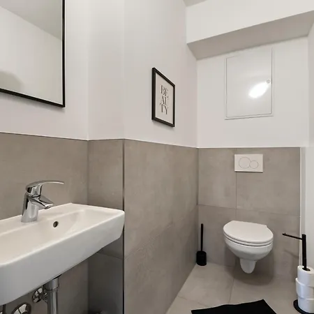 Apartman 91 Qm Ferienwohnung Bei Koeln Mit Balkon Garage Bad Und Gaeste Wc Fuer Bis Zu 6 Gaeste