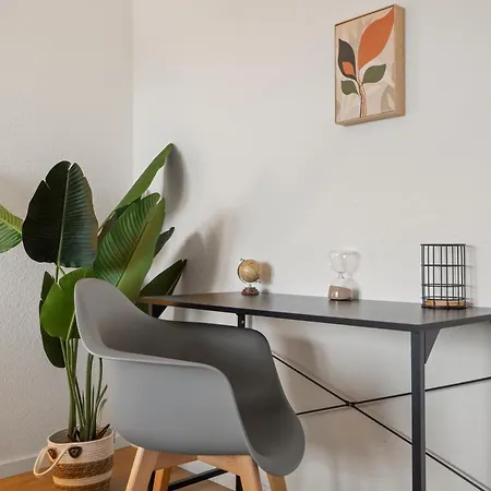 91 Qm Ferienwohnung Bei Koeln Mit Balkon Garage Bad Und Gaeste Wc Fuer Bis Zu 6 Gaeste