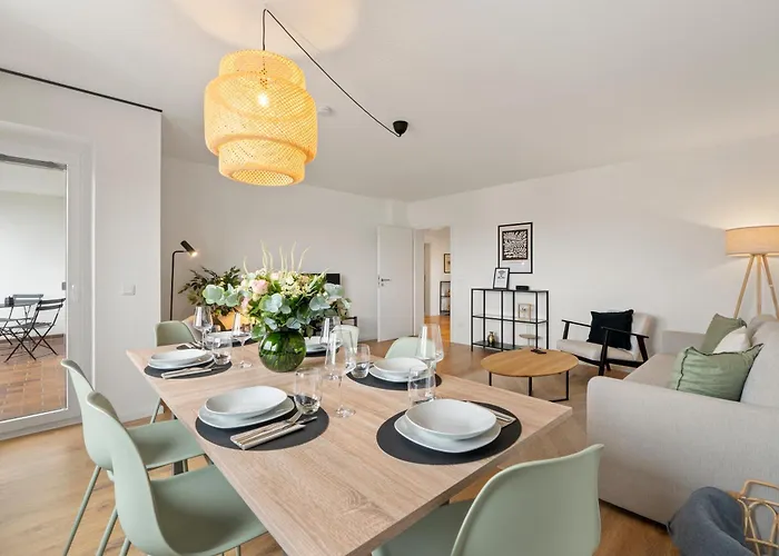 *top* Moderne - Naehe Koeln: Dom, Messe, Flughafen, Lanxess-arena Διαμέρισμα *